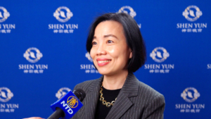 Tổng giám đốc văn phòng đại diện Đài Loan tại Toronto ca ngợi Shen Yun: ‘Thật trác tuyệt’